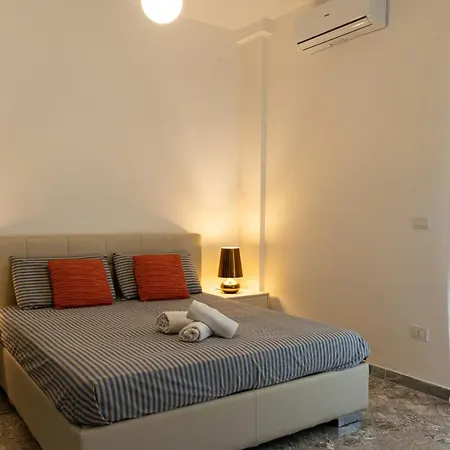 G20 Modern - Center Apartment *